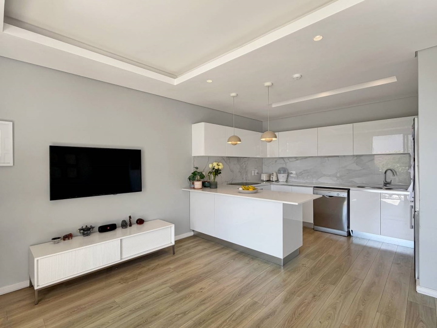 2 Bedroom Property for Sale in Green Point Western Cape